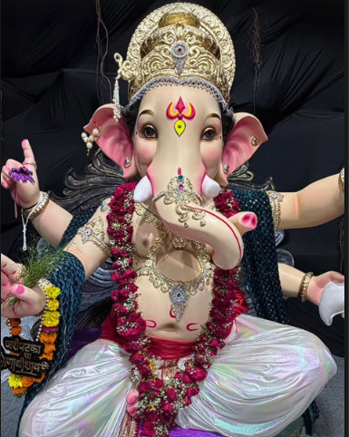 Amarputra Ganesh Utsav Mandal Ganesh pandal in Jaripatka, Nagpur